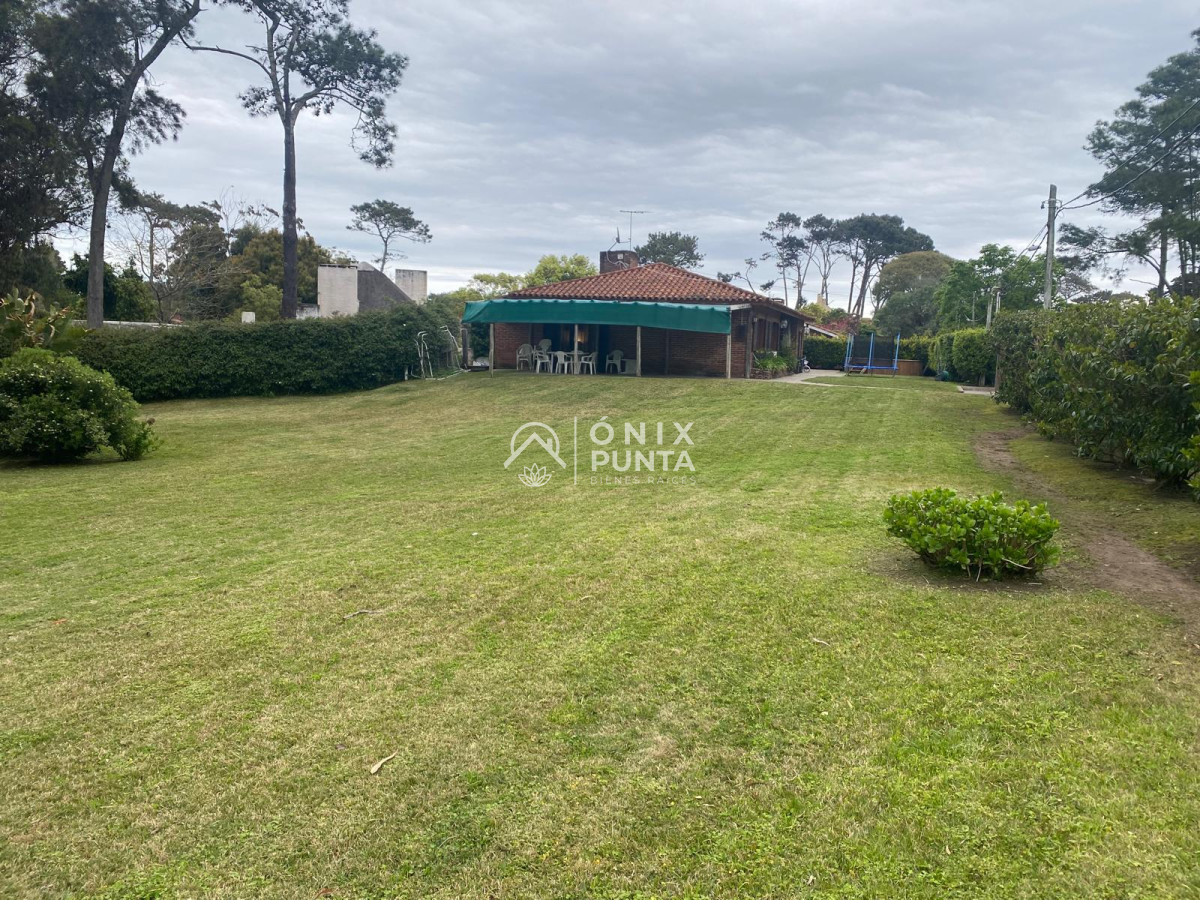 Casa ID.451 - Excepcional esquina en venta, San Rafael