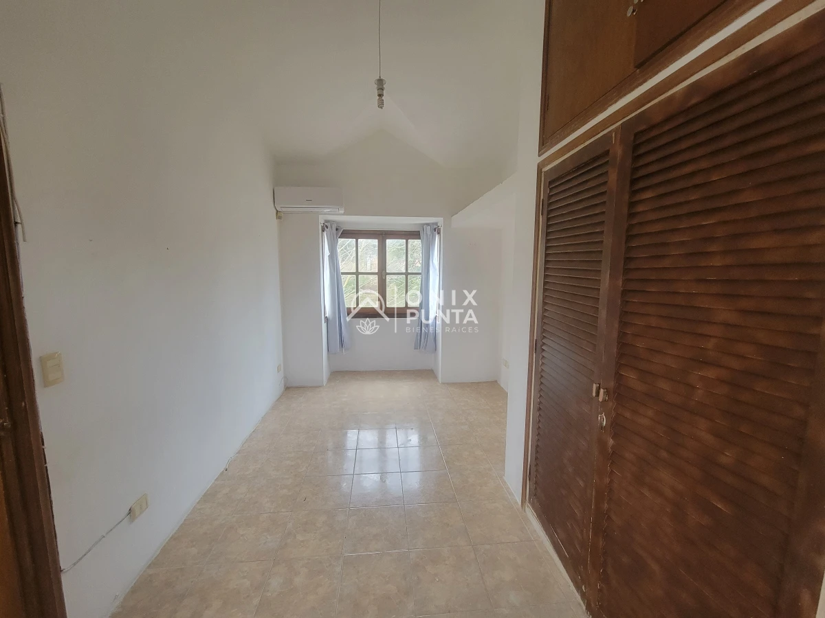 Casa ID.609 - Casa en Alquiler Anual, Jardines de Córdoba