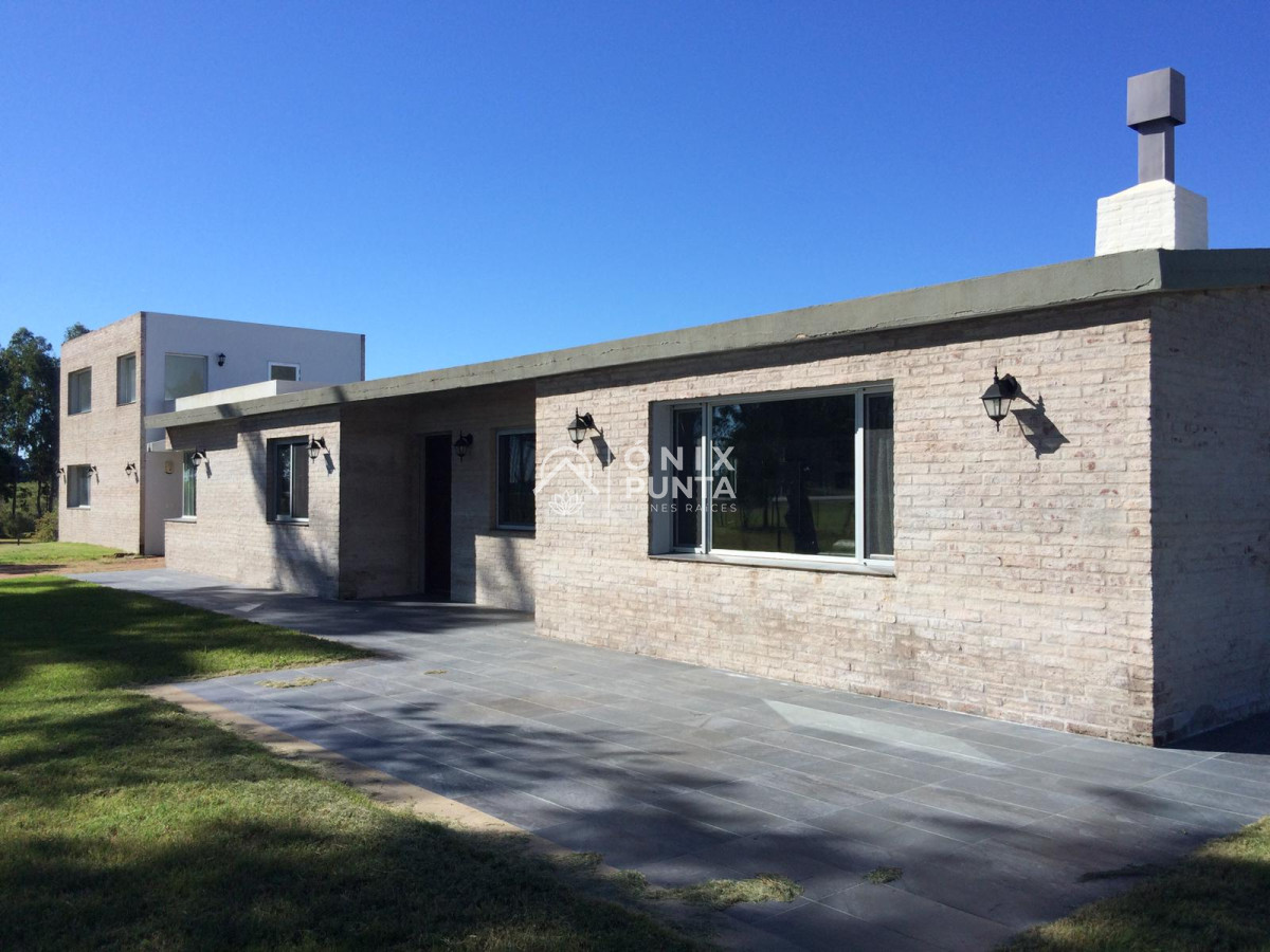 Chacra ID.110 - Preciosa chacra en Punta Negra a la venta