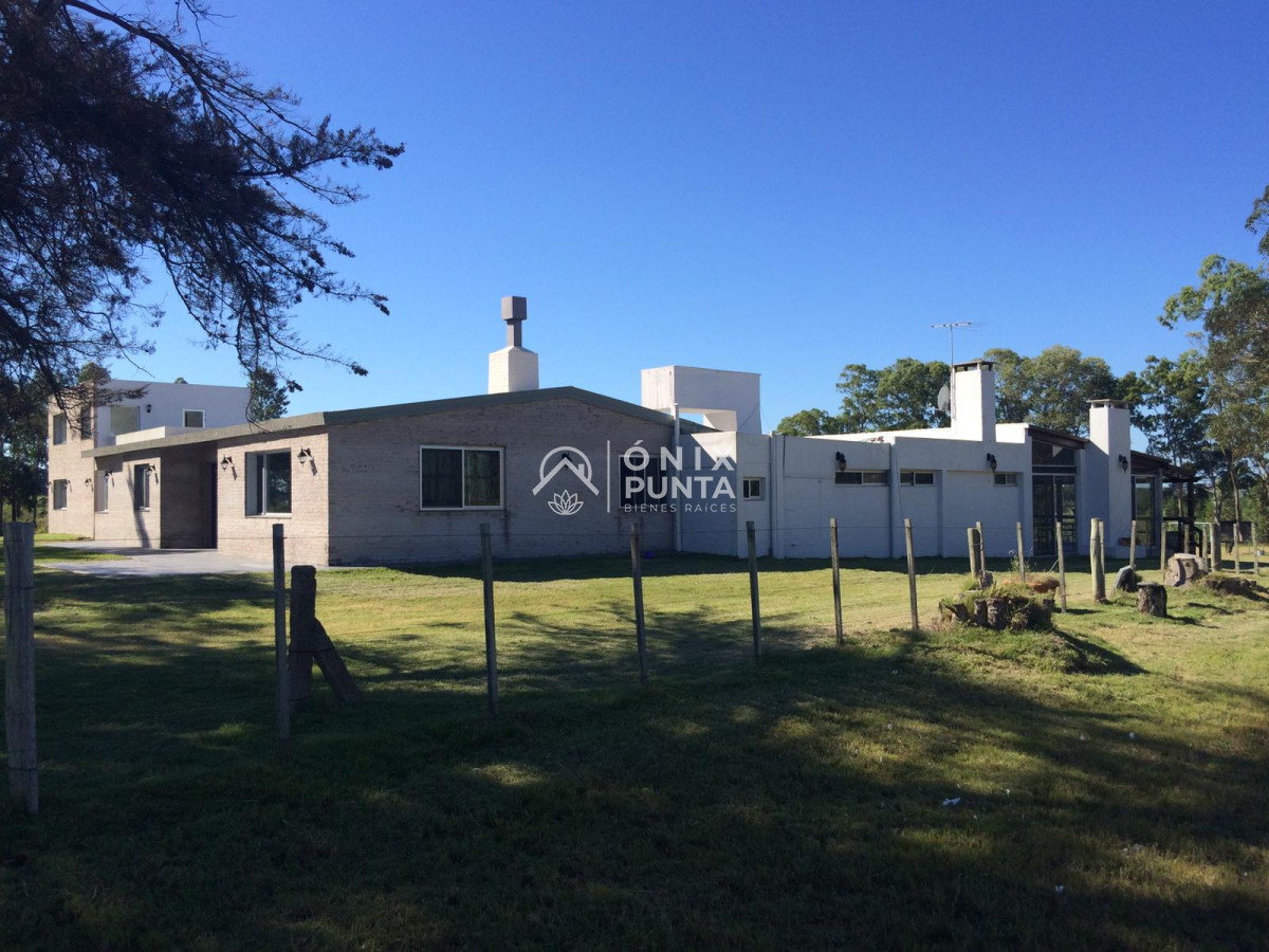 Chacra ID.110 - Preciosa chacra en Punta Negra a la venta