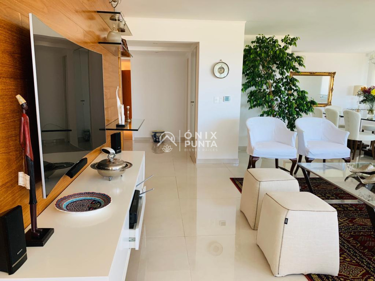Apartamento ID.118 - HERMOSO APARTAMENTO EN VENTA FRENTE A PLAYA BRAVA