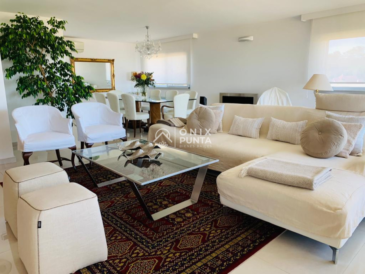 Apartamento ID.118 - HERMOSO APARTAMENTO EN VENTA FRENTE A PLAYA BRAVA