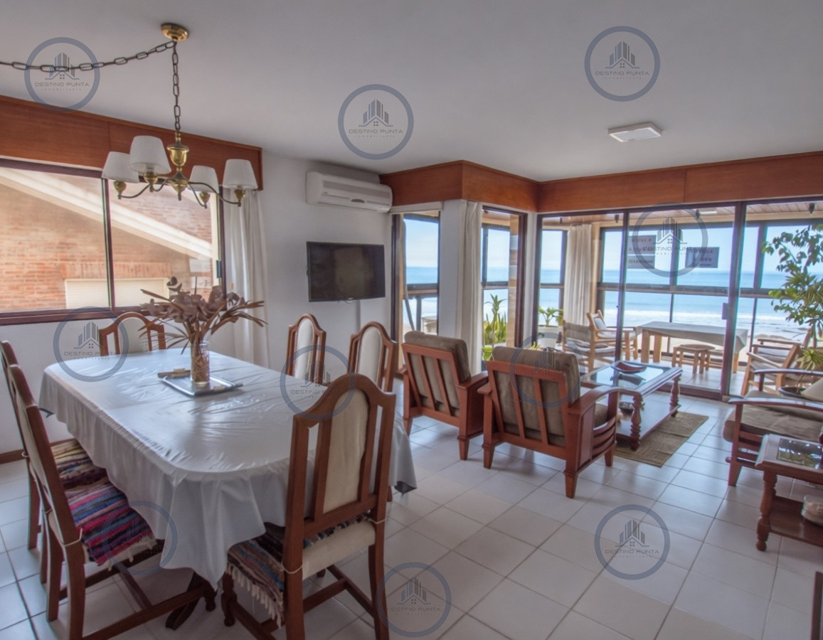 Apartamento ID.3239 - Apartamento de 3 Dormitorios en Alquiler Anual, Península de Punta del Este