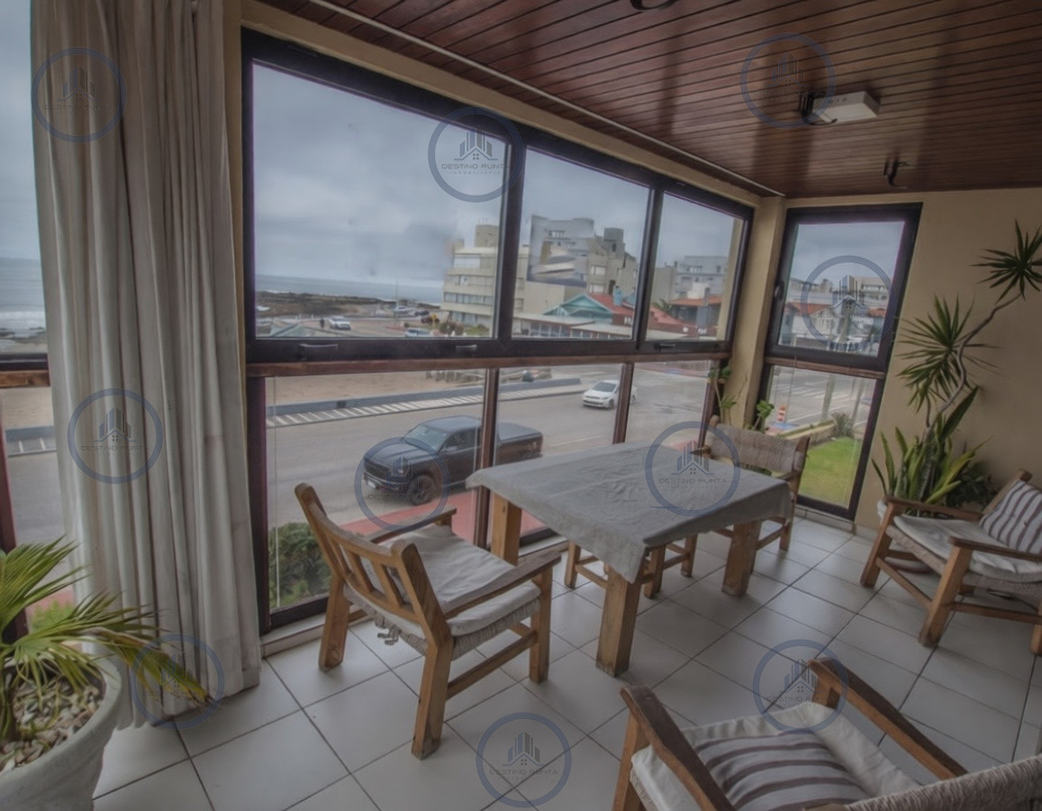 Apartamento ID.3239 - Apartamento de 3 Dormitorios en Alquiler Anual, Península de Punta del Este