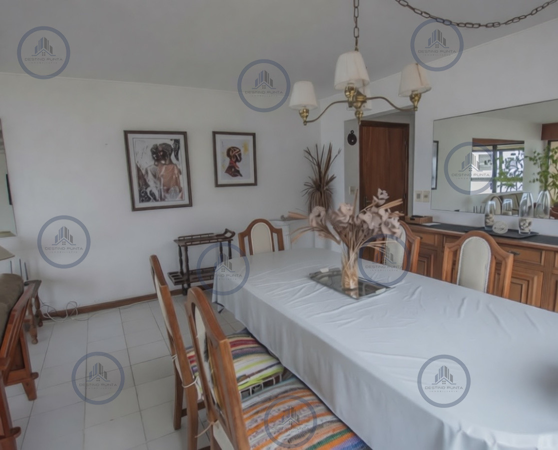 Apartamento ID.3239 - Apartamento de 3 Dormitorios en Alquiler Anual, Península de Punta del Este