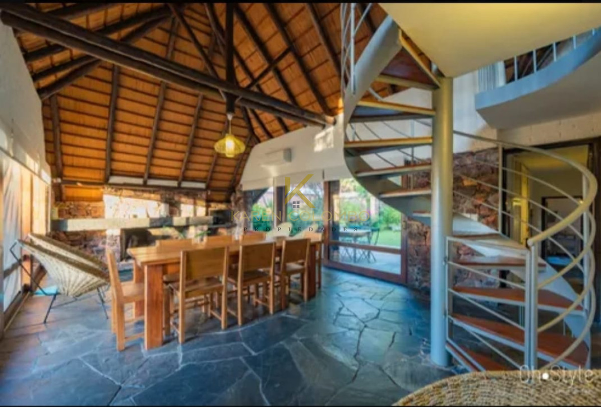 Casa ID.21096859 - Quincho muy luminioso ubicado a pasos de Shopping Atlantico y terminal Maldonado