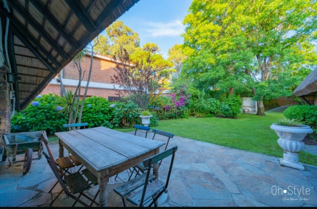 Casa ID.21096859 - Quincho muy luminioso ubicado a pasos de Shopping Atlantico y terminal Maldonado