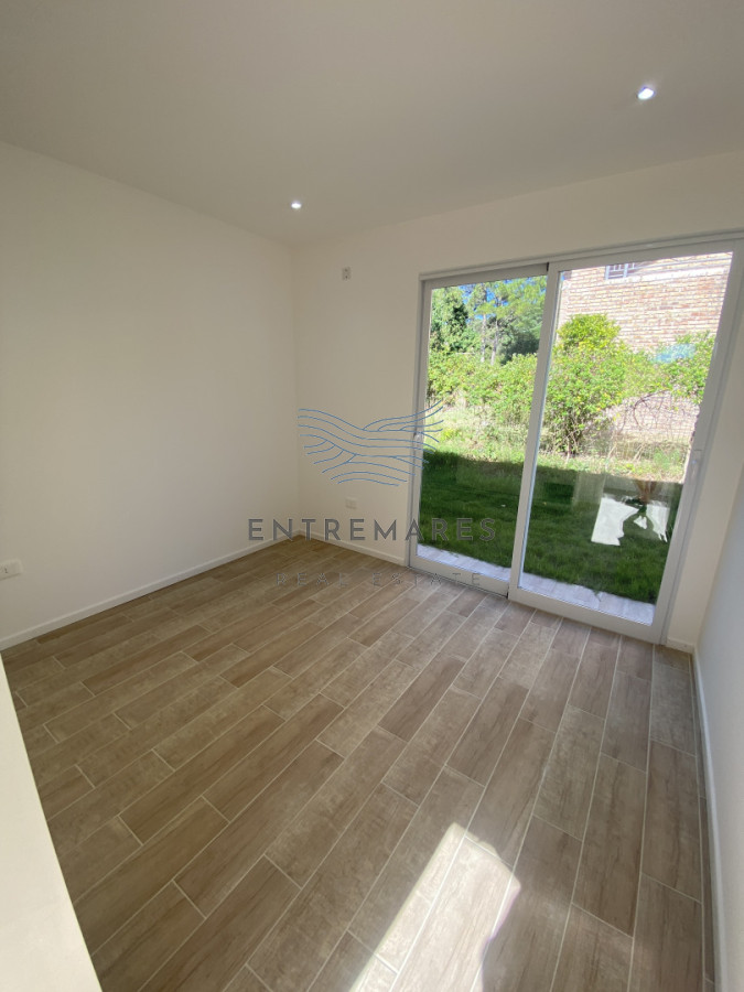 Casa ID.367 - Casa luminosa orientada al norte con gran Jardin en zona Colegios