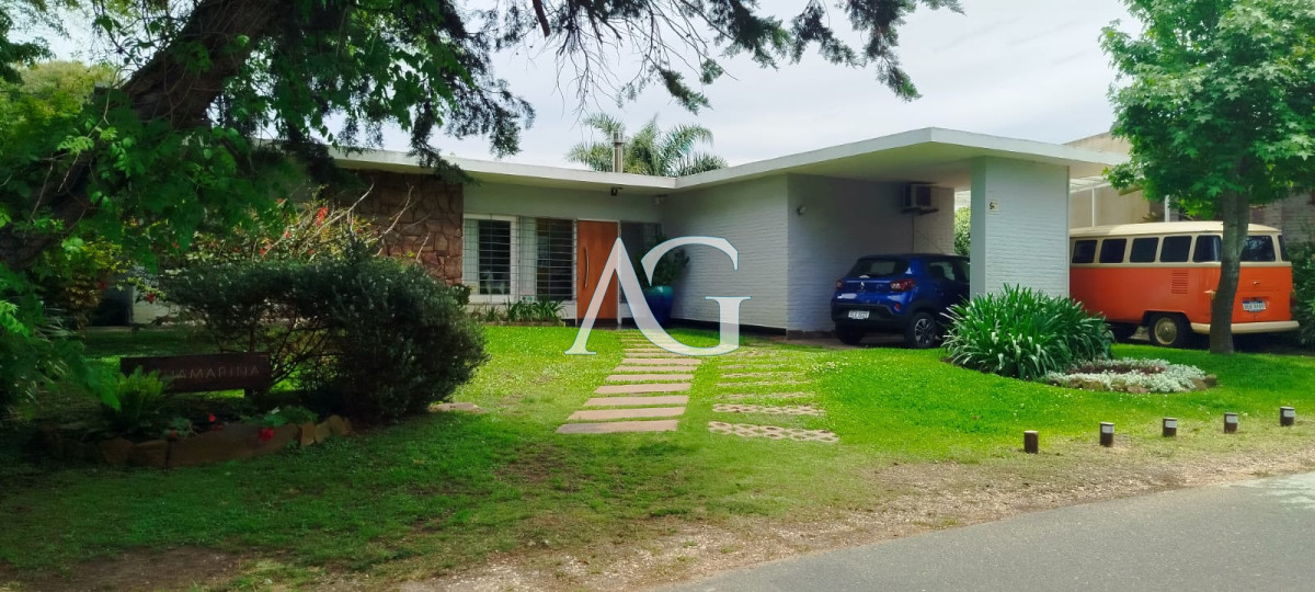 Casa ID.320 - Casa cercana a playa Mansa y shopping Atlantico