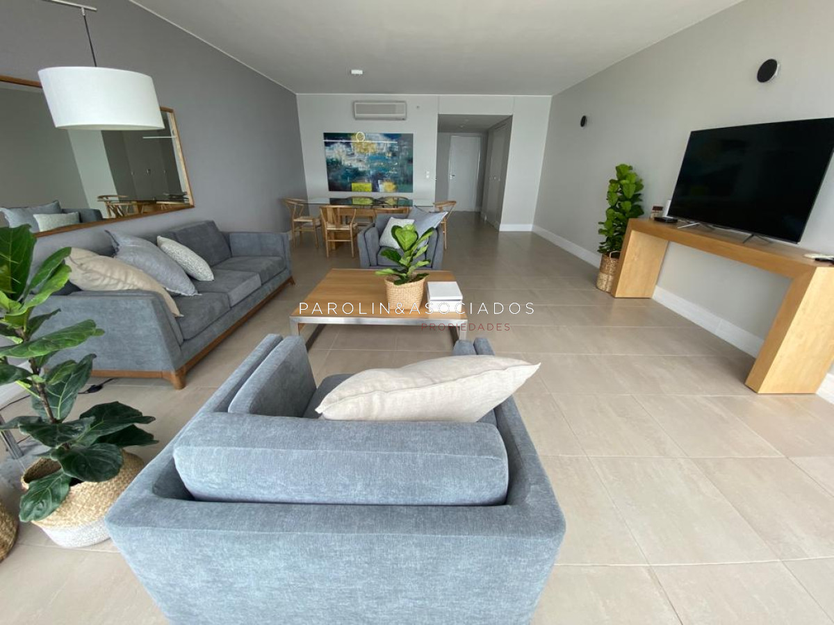 Brava - GoPunta - Portal Inmobiliario de Punta del Este - Maldonado