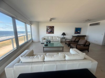 Departamento en venta en edificio LE PARC de 3 dormitorios
