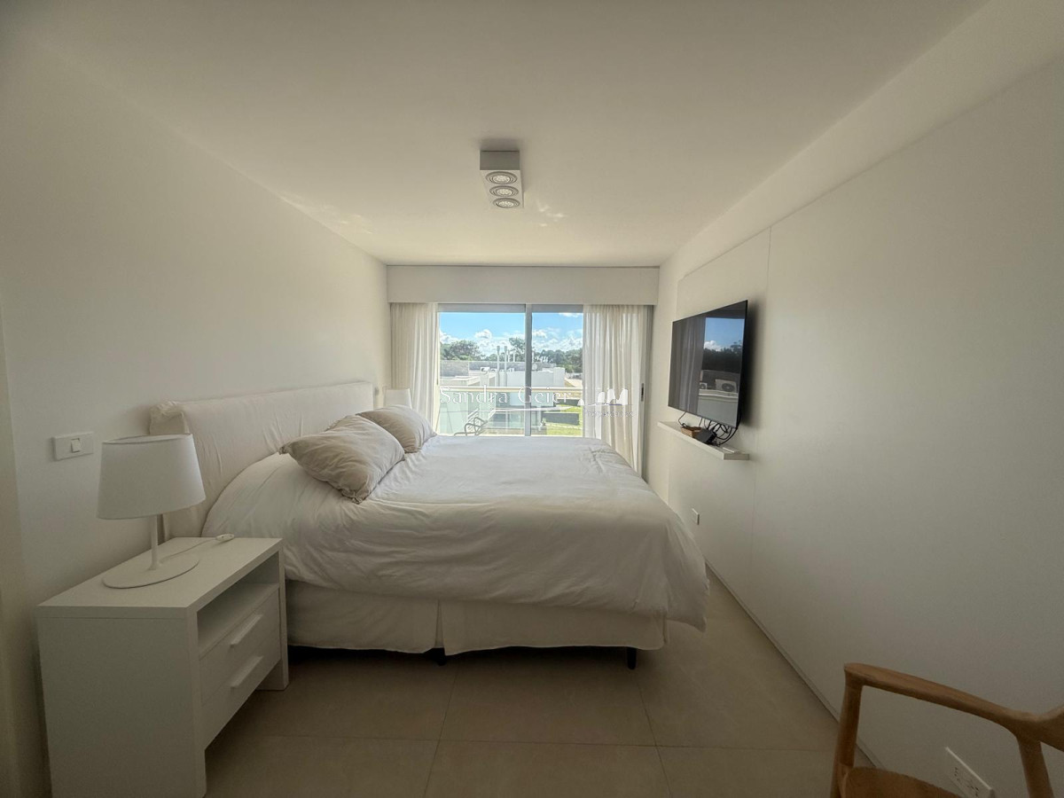 Apartamento ID.2588 - SILENTE VENTA PRIMERA LINEA BRAVA FRENTE AL MAR 