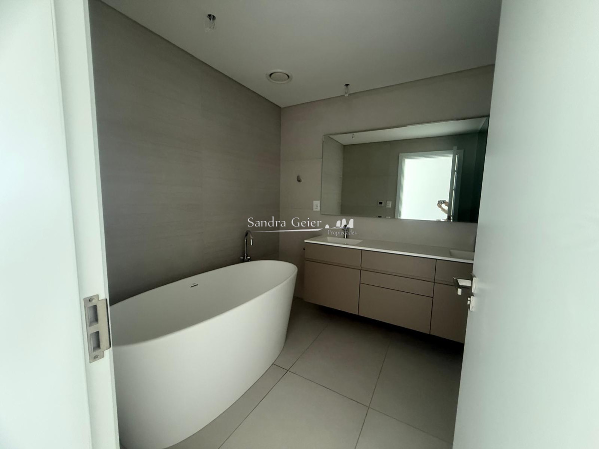 Apartamento ID.2916 -  VENTA BRAVA LE PARC IV FRENTE AL MAR PEGADO AL GRAND HOTEL