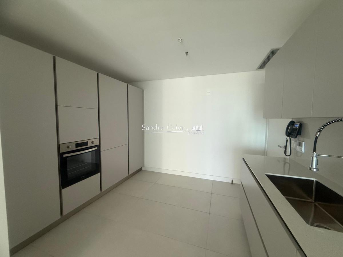 Apartamento ID.2916 -  VENTA BRAVA LE PARC IV FRENTE AL MAR PEGADO AL GRAND HOTEL