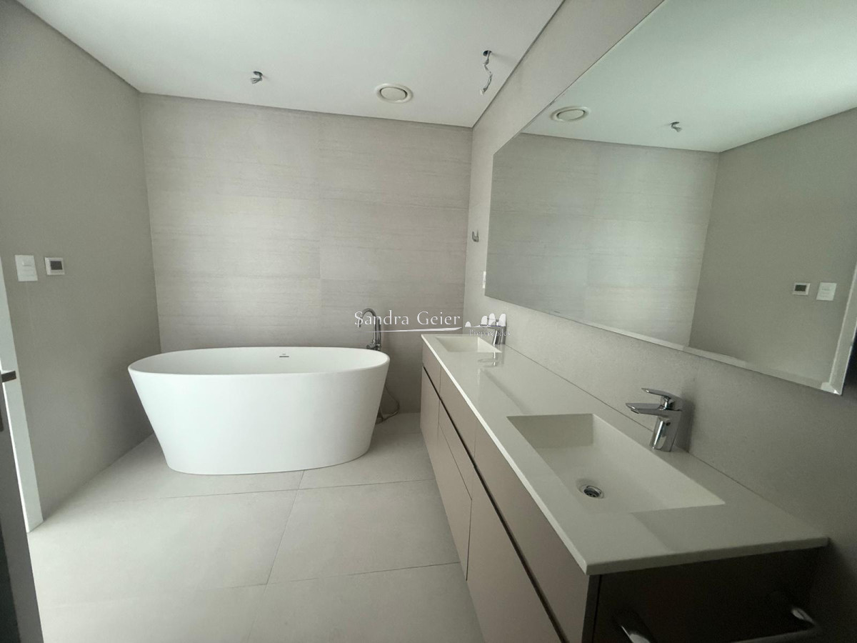 Apartamento ID.2964 -  VENTA LE PARC IV