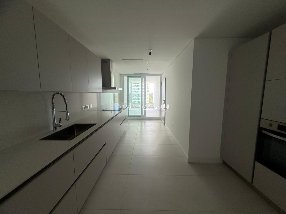 Apartamento ID.2916 -  VENTA BRAVA LE PARC IV FRENTE AL MAR PEGADO AL GRAND HOTEL