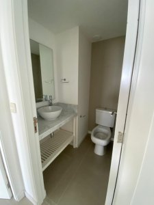 Apartamento ID.2107 -  AV. Roosvelt. One 2 Piso muy alto 2 garages!!!!!