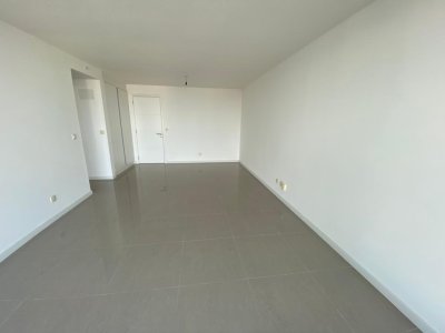Apartamento ID.2107 -  AV. Roosvelt. One 2 Piso muy alto 2 garages!!!!!