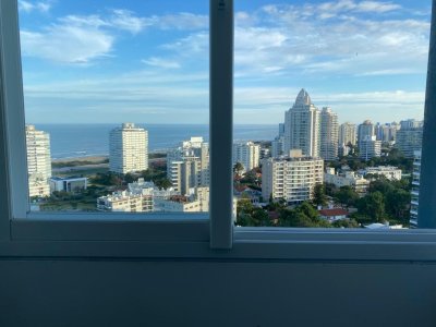 Apartamento ID.2107 -  AV. Roosvelt. One 2 Piso muy alto 2 garages!!!!!