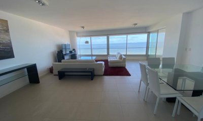 Apartamento en Punta del Este, Brava