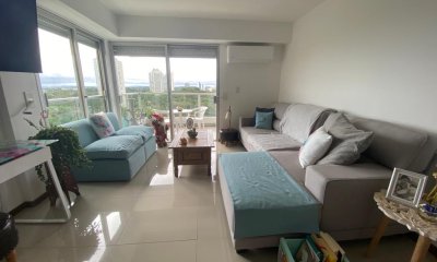Apartamento en venta de dos dormitorios en Punta del Este