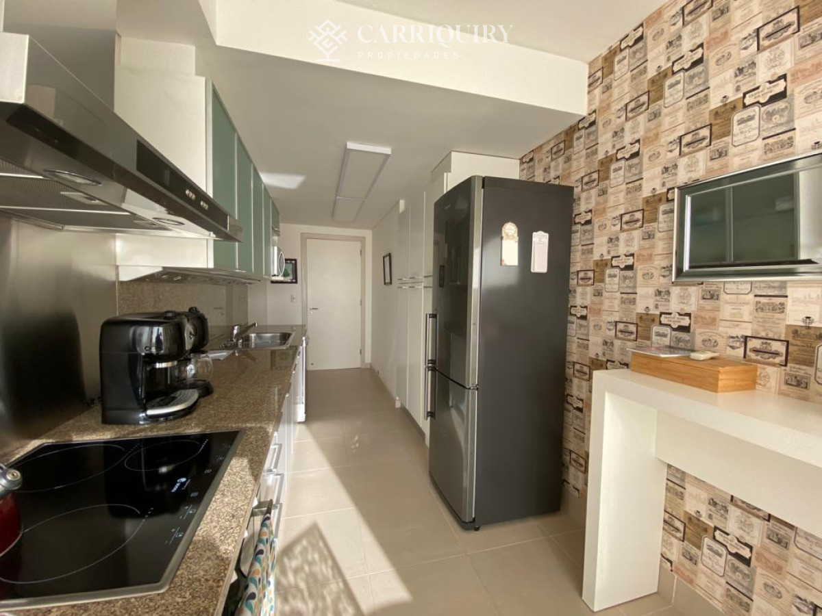 Apartamento ID.9329/Gran-Oportunidad-de-venta,-en-la-zona-del-Puerto-de-Punta-del-Este. - LE PARC 2