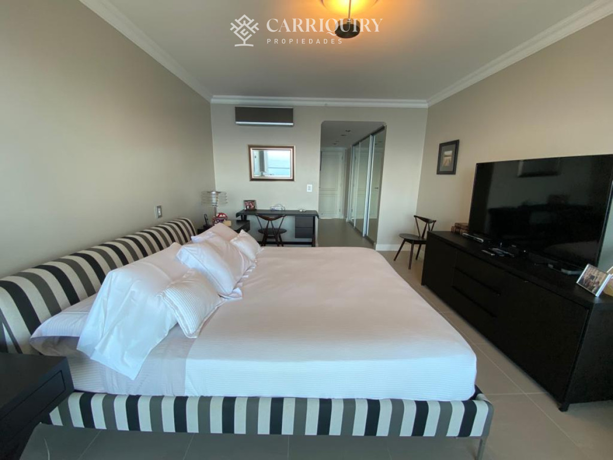 Apartamento ID.9329/Gran-Oportunidad-de-venta,-en-la-zona-del-Puerto-de-Punta-del-Este. - LE PARC 2