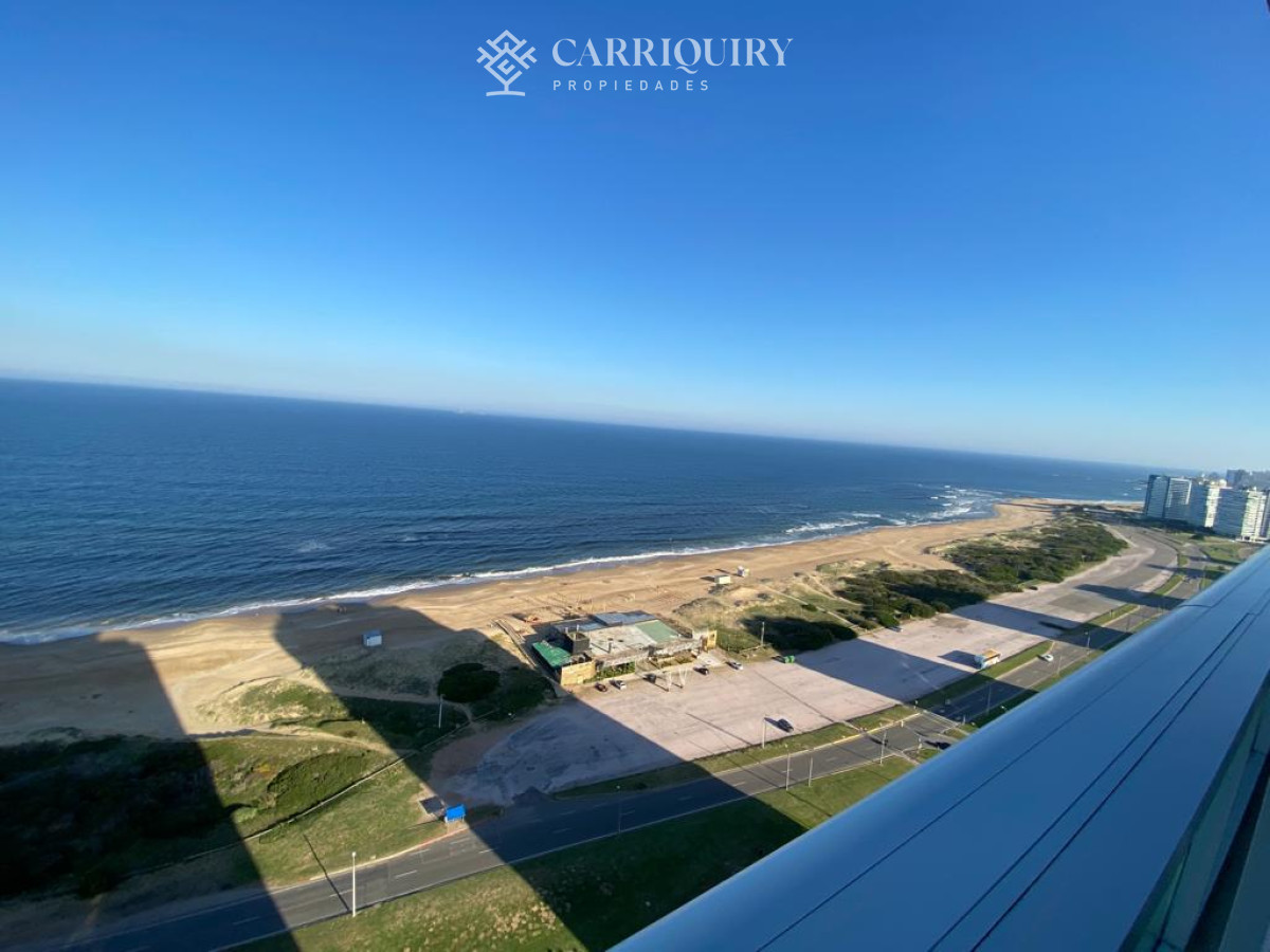 Apartamento ID.9329/Gran-Oportunidad-de-venta,-en-la-zona-del-Puerto-de-Punta-del-Este. - LE PARC 2