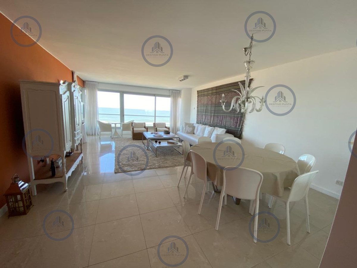 Le Parc II, 2 Dormitorios + Dependencia frente a Playa Brava — fotografía 3
