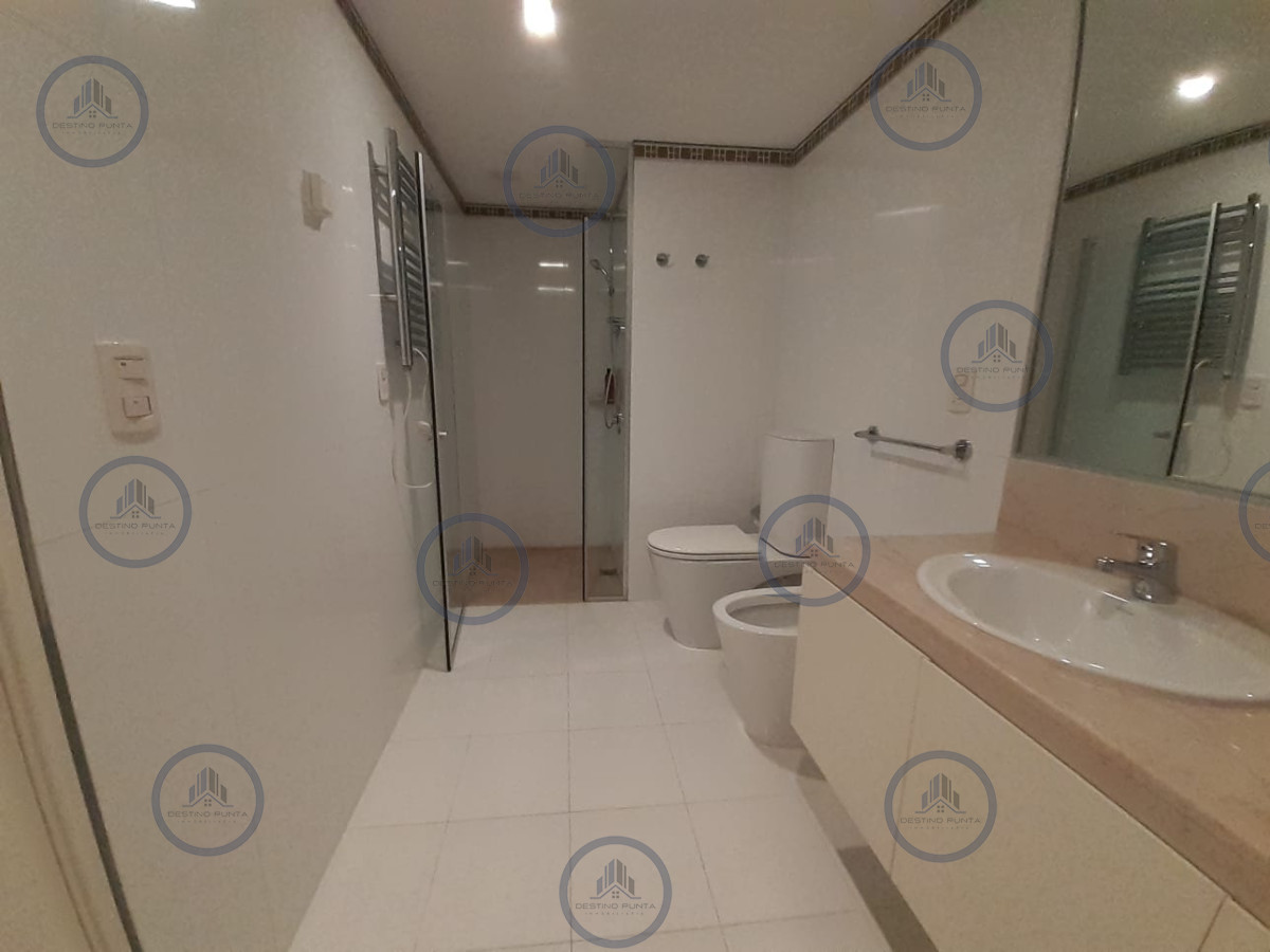 Apartamento ID.2166 - LE PARC II, 2 Dormitorios con Vista al Mar, Frente a la Playa
