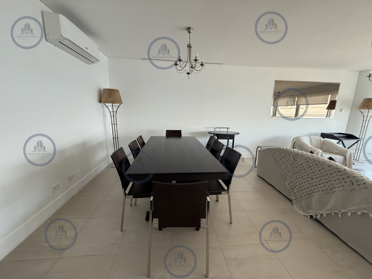 Moderno Apartamento de 2 Dormitorios en Le Parc Frente al Mar, Punta del Este — fotografía 4