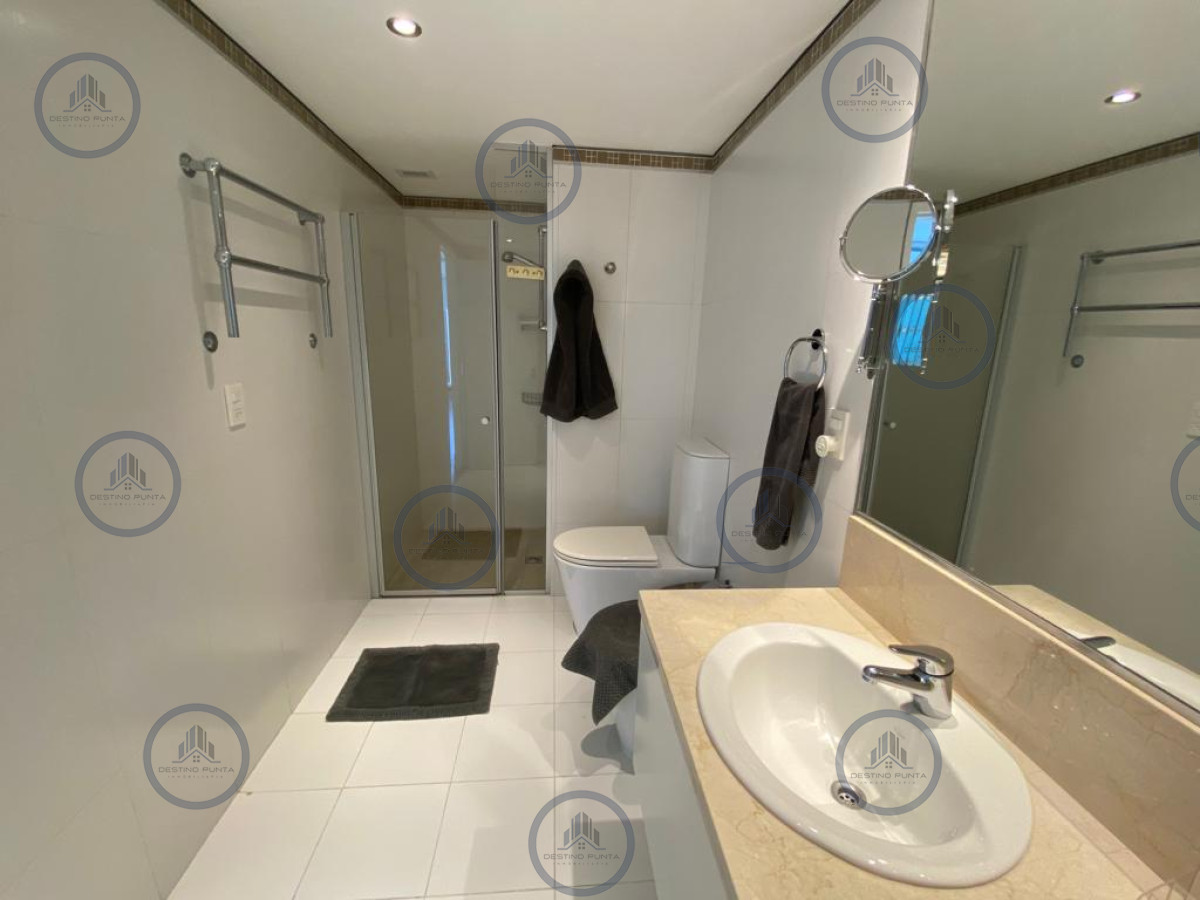 Apartamento ID.1648 - Moderno Apartamento en Le Parc Frente al Mar, Punta del Este 