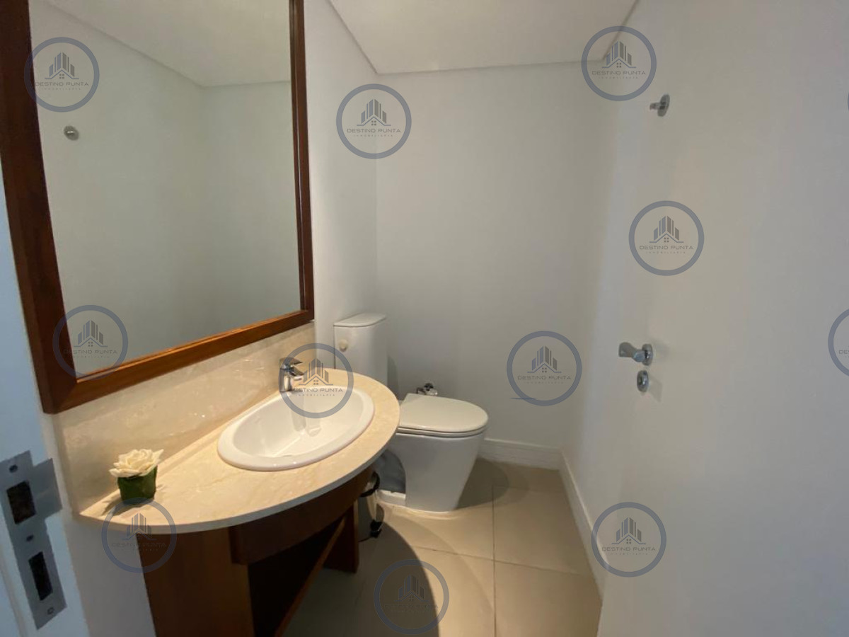 Apartamento ID.1648 - Moderno Apartamento en Le Parc Frente al Mar, Punta del Este 