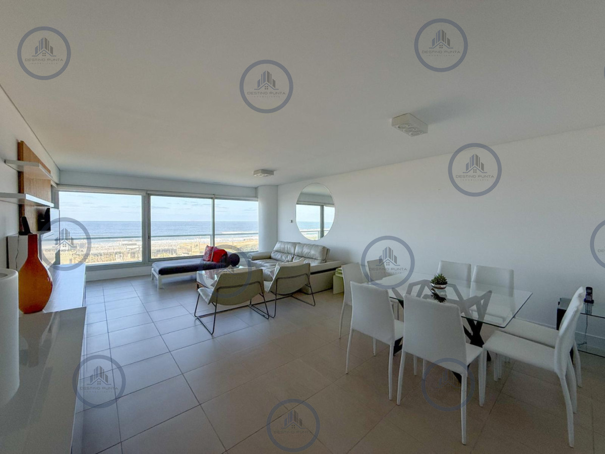Apartamento ID.1648 - Moderno Apartamento en Le Parc Frente al Mar, Punta del Este 