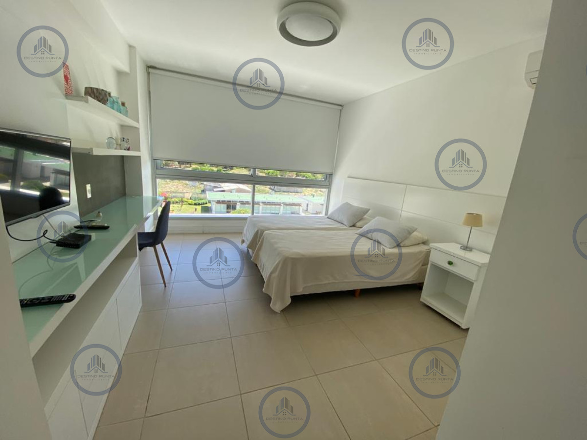 Apartamento ID.1648 - Moderno Apartamento en Le Parc Frente al Mar, Punta del Este 