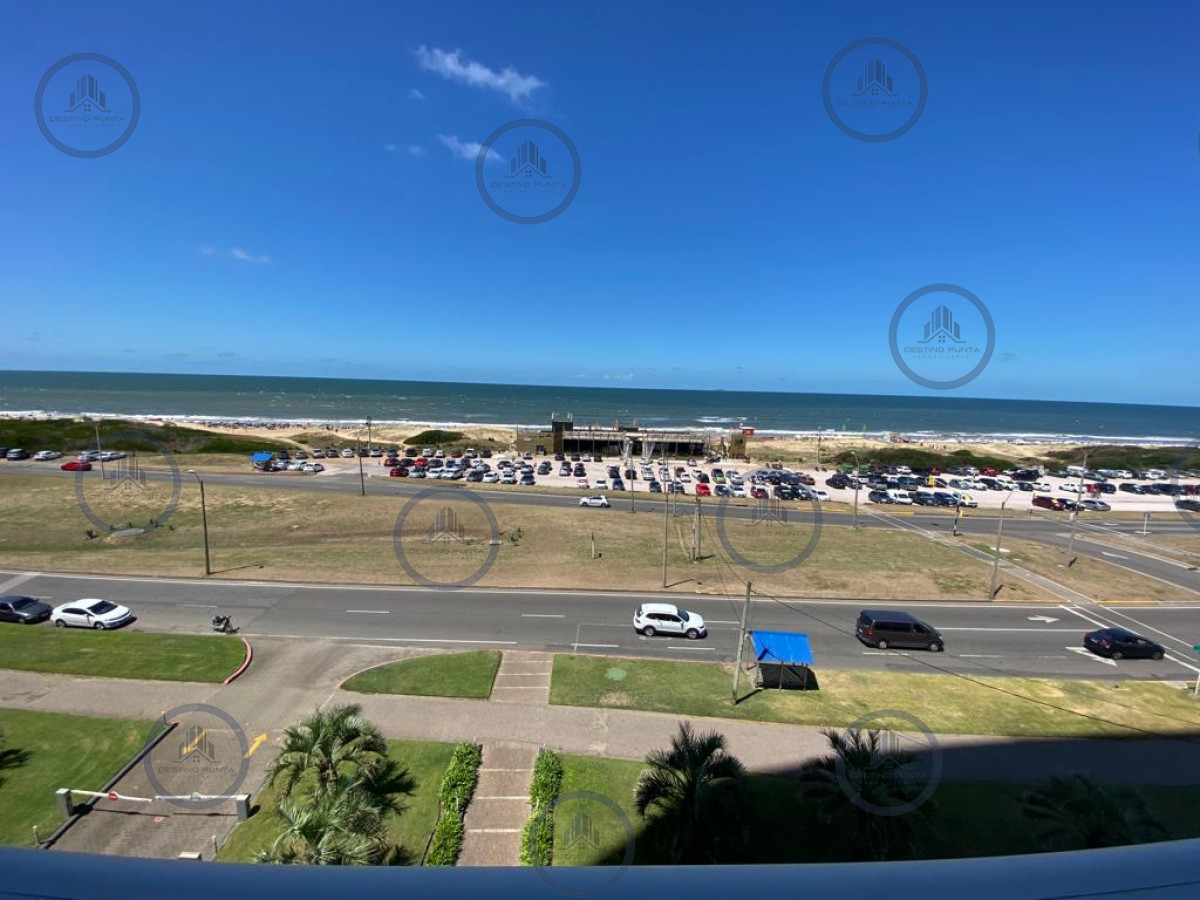 Apartamento ID.1648 - Moderno Apartamento en Le Parc Frente al Mar, Punta del Este 