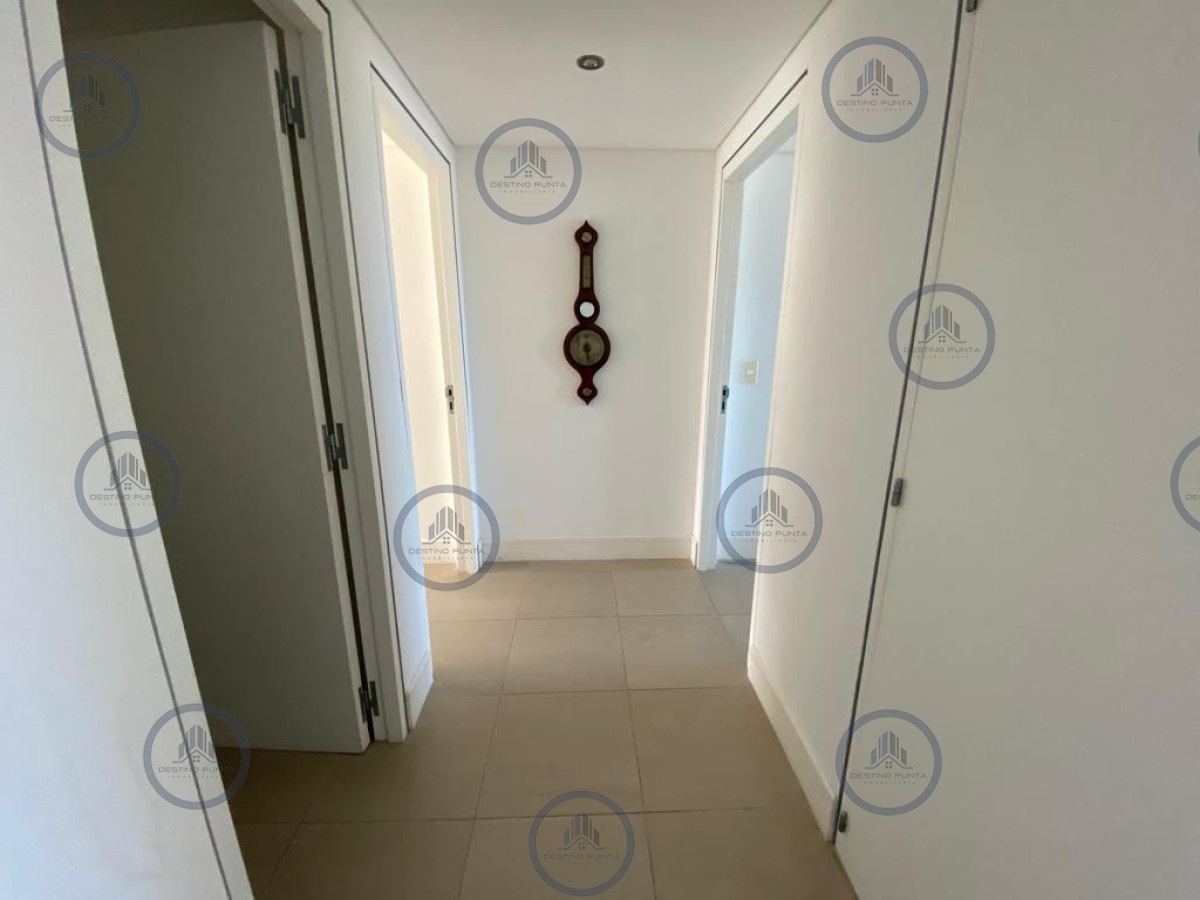 Apartamento ID.1648 - Moderno Apartamento en Le Parc Frente al Mar, Punta del Este 