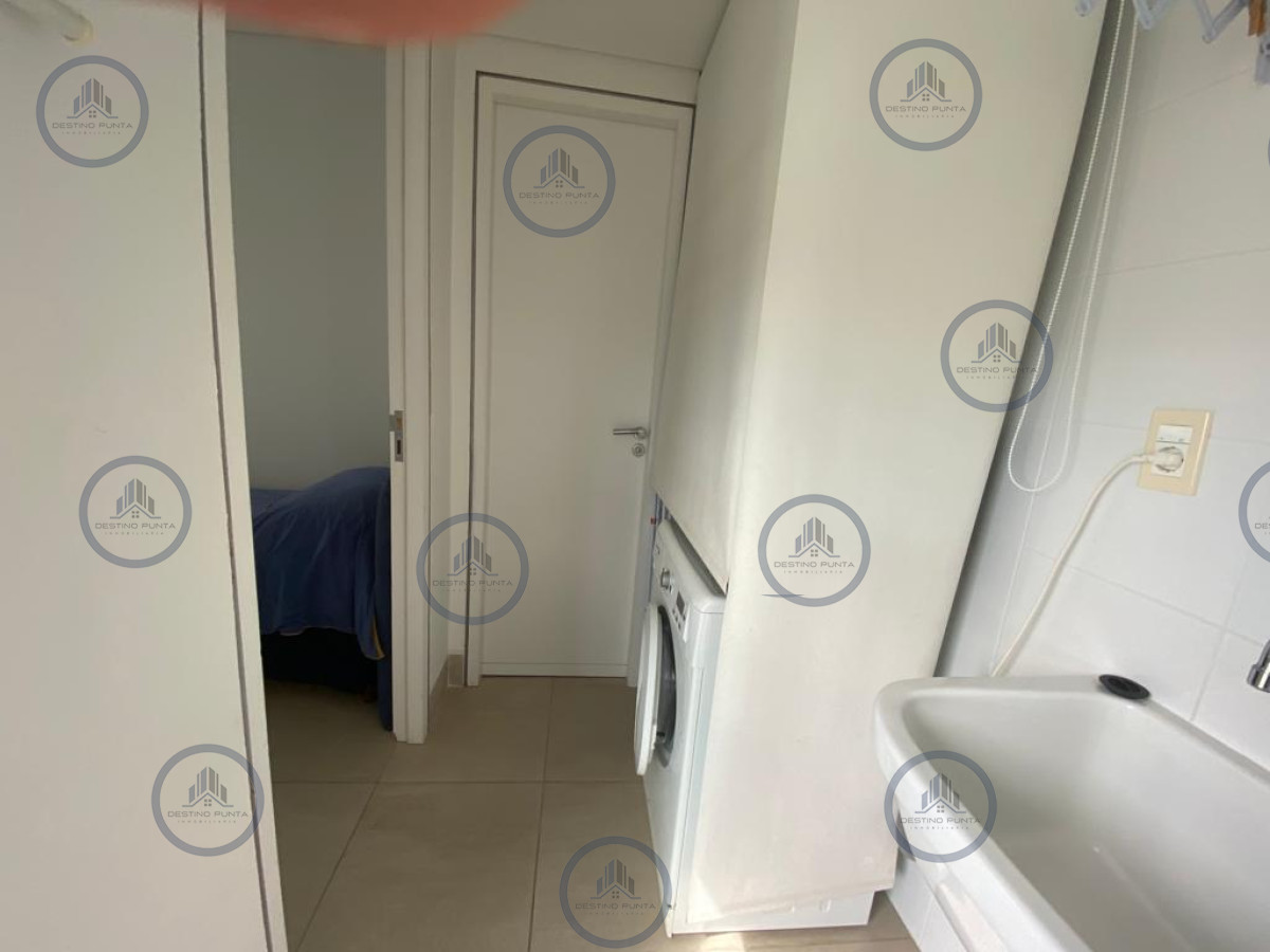 Apartamento ID.1650 - Moderno Apartamento de 2 Dormitorios en Le Parc Frente al Mar, Punta del Este 