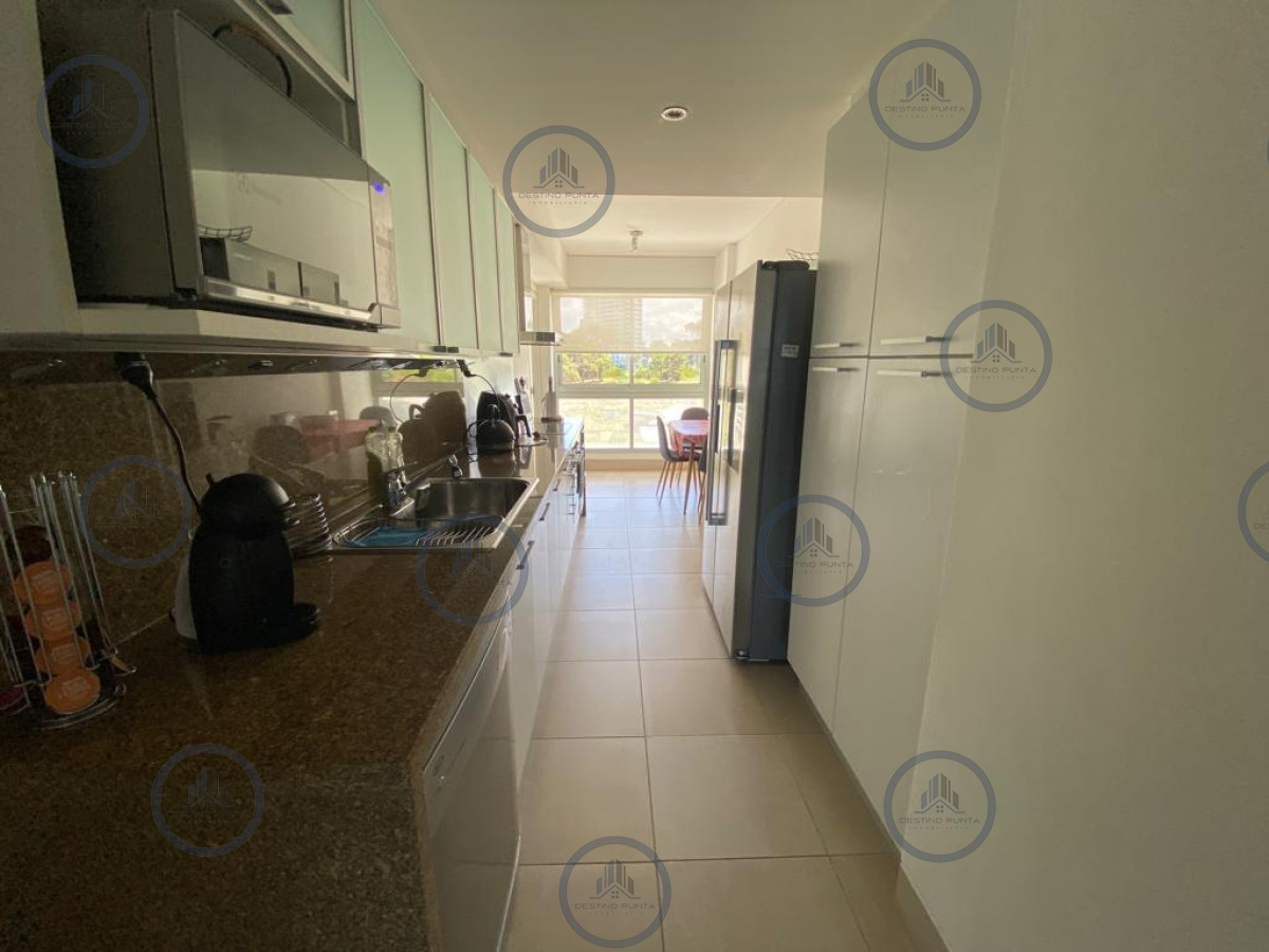 Apartamento ID.1648 - Moderno Apartamento en Le Parc Frente al Mar, Punta del Este 