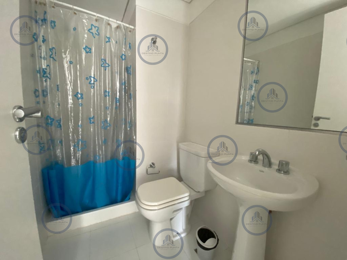 Apartamento ID.1650 - Moderno Apartamento de 2 Dormitorios en Le Parc Frente al Mar, Punta del Este 