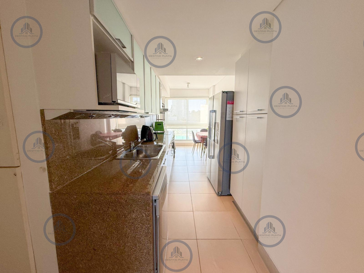 Apartamento ID.1648 - Moderno Apartamento en Le Parc Frente al Mar, Punta del Este 