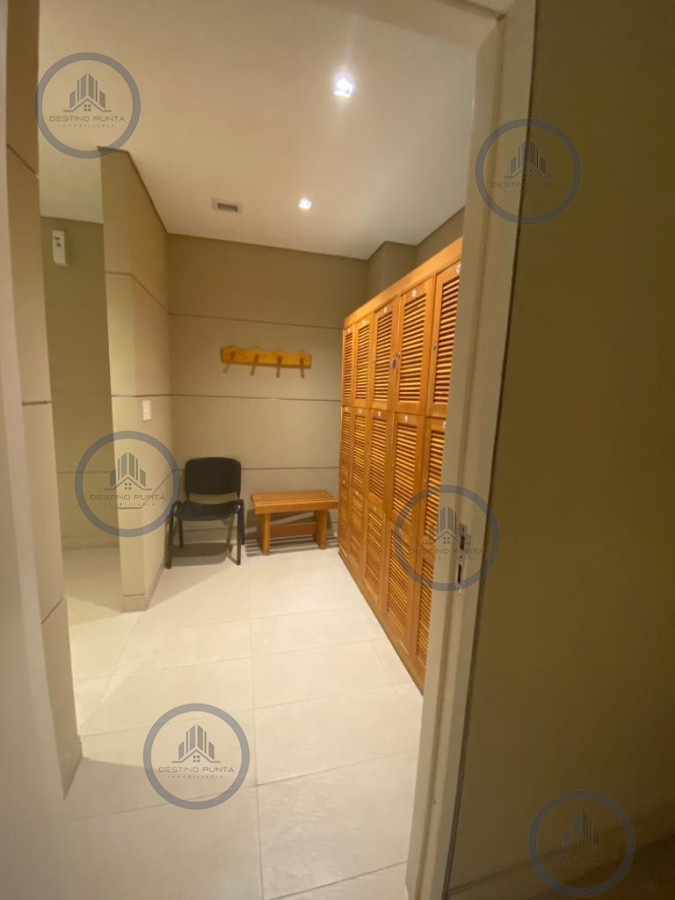 Apartamento ID.1650 - Moderno Apartamento de 2 Dormitorios en Le Parc Frente al Mar, Punta del Este 