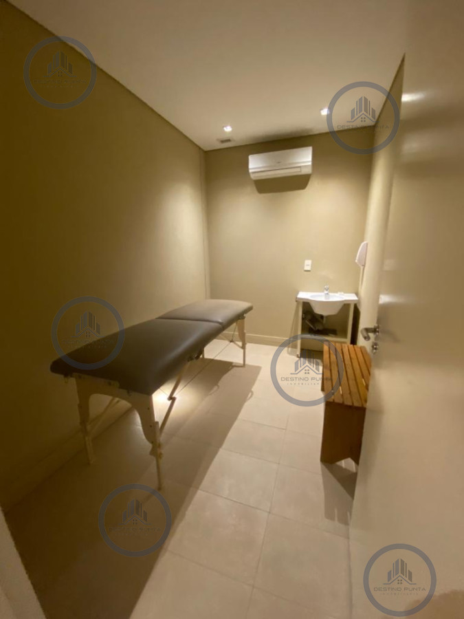 Apartamento ID.1650 - Moderno Apartamento de 2 Dormitorios en Le Parc Frente al Mar, Punta del Este 