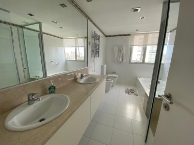 LE PARC II - TDP7825A