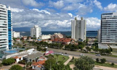 Venta apartamento 2 dormitorios en Playa Mansa, Punta del Este