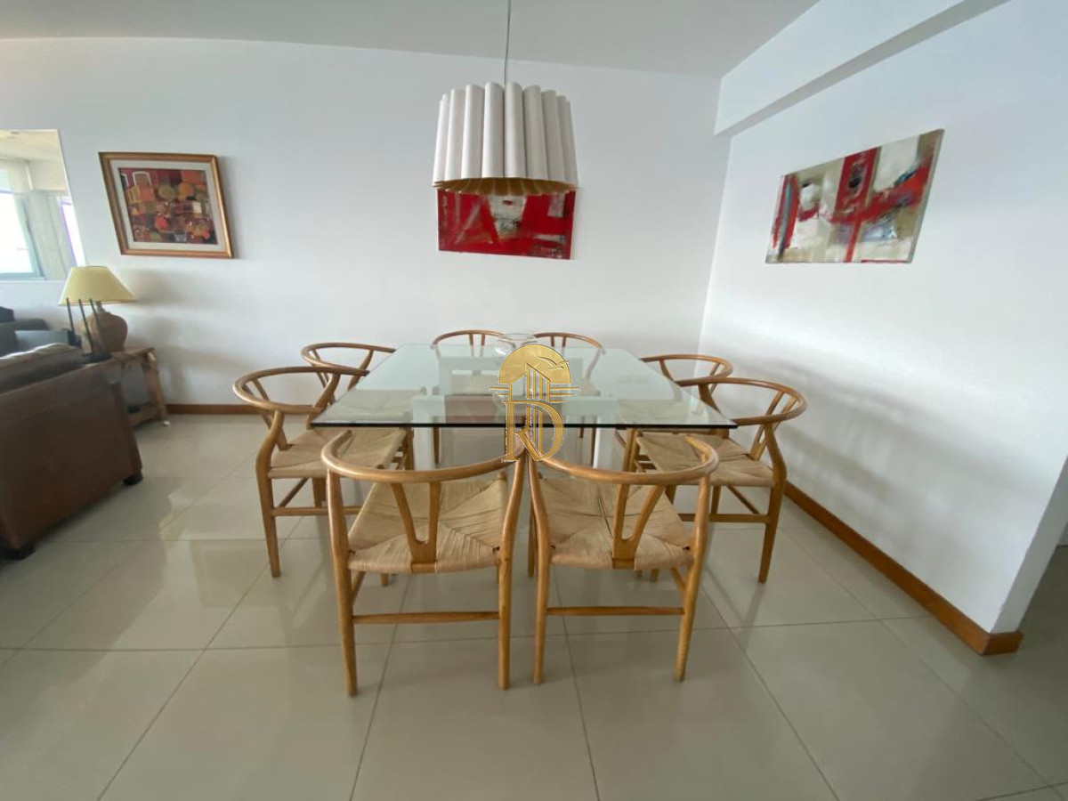 Alta gama sobre  primera línea -id-751-4