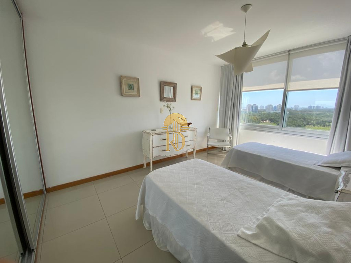 Alta gama sobre  primera línea -id-751-19