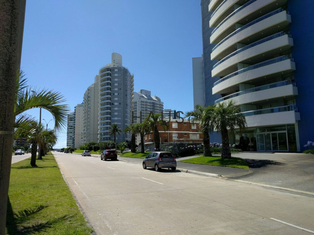 Apartamento ID.181 - THE FOREST TOWER II