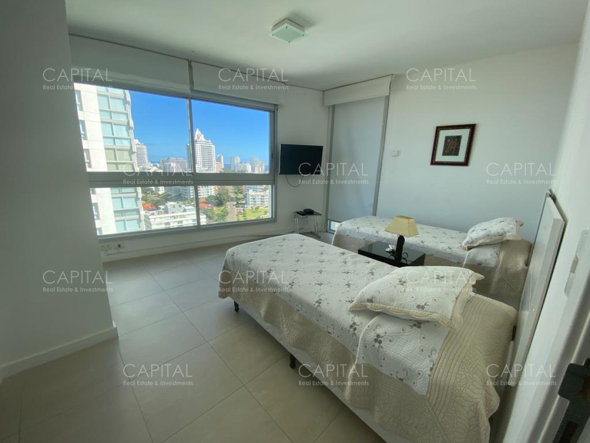 Apartamento ID.38821 - Le Parc Punta del Este en Alquiler 