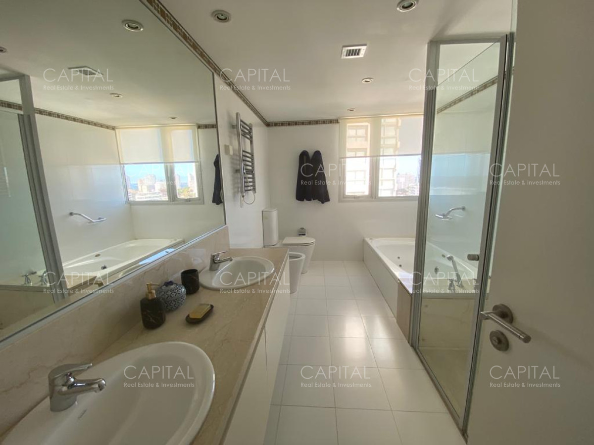 Apartamento ID.38821 - Le Parc Punta del Este en Alquiler 